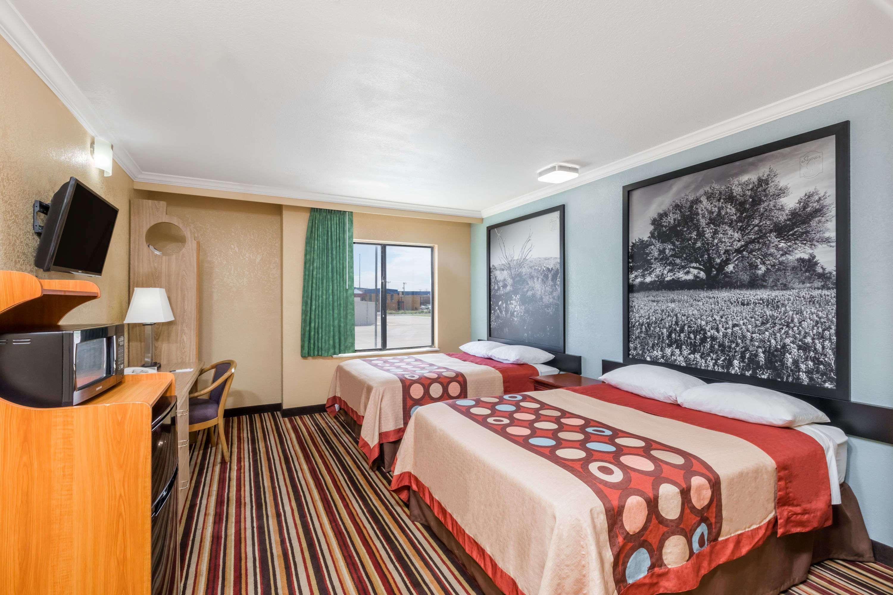 Motel Super 8 By Wyndham Midland Esterno foto