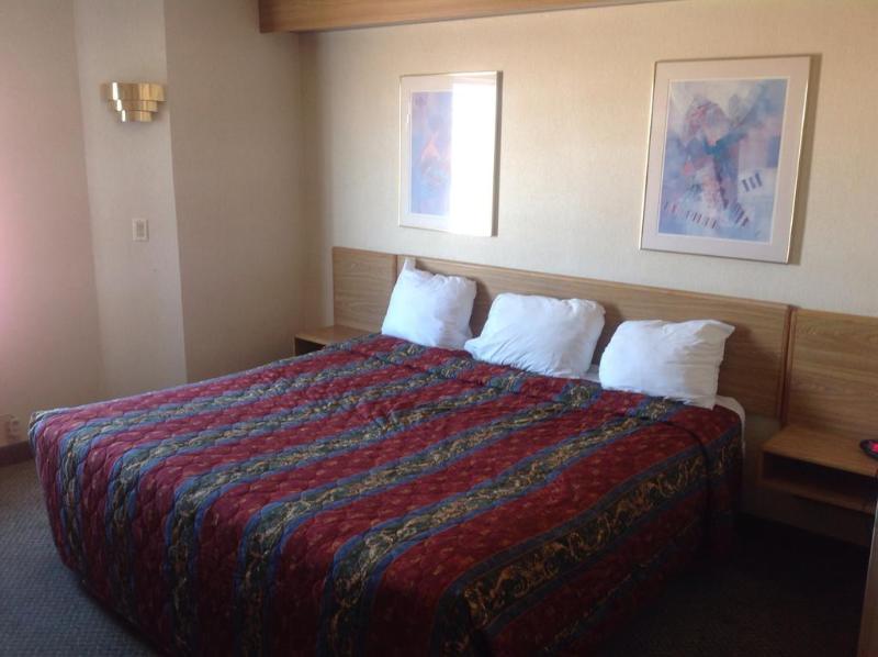 Motel Super 8 By Wyndham Midland Esterno foto